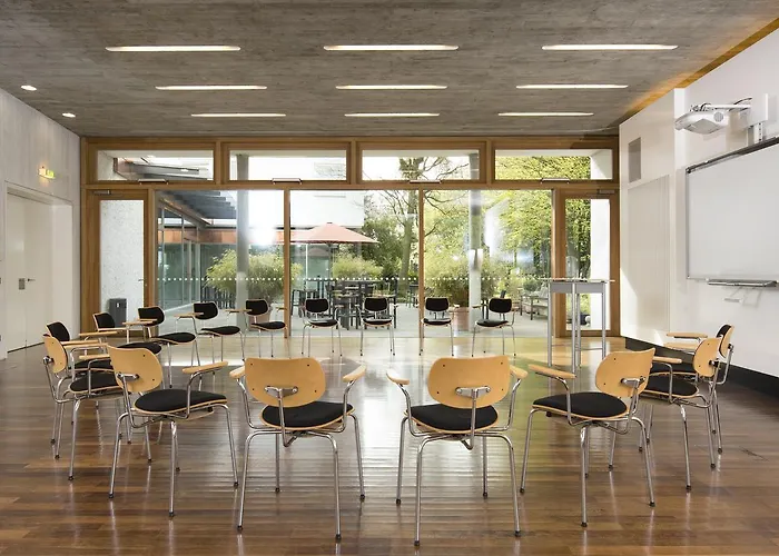 Akademie Der Dioezese 3*