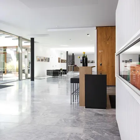 Akademie Der Dioezese 3*